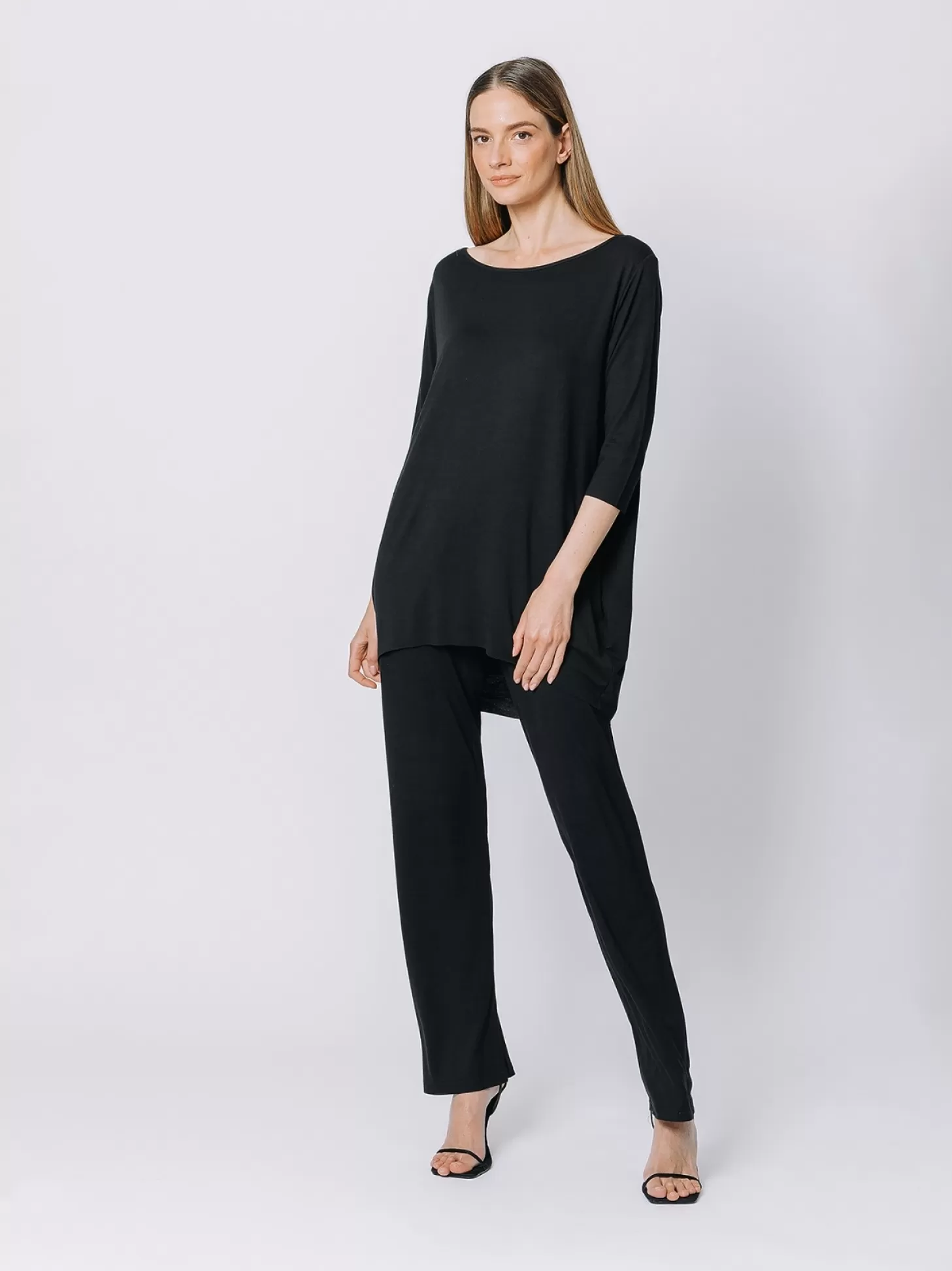 Women Martino Midali Black Cocoon T-Shirt