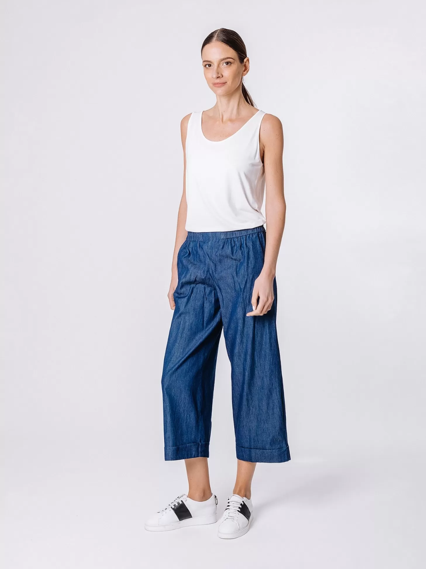 Women Martino Midali Cropped Jeans