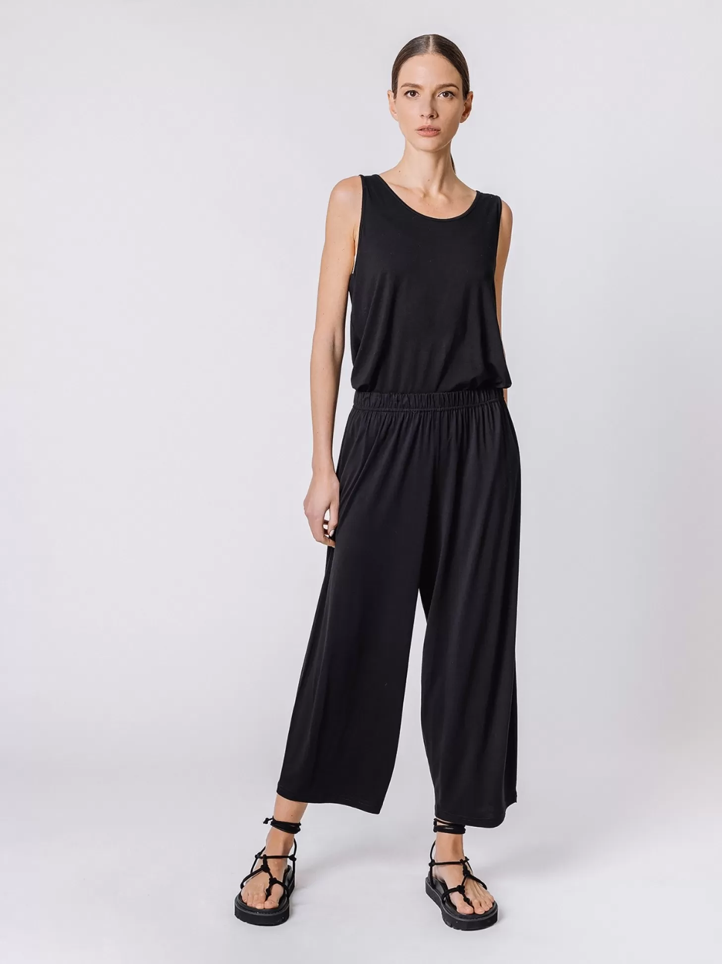 Women Martino Midali Cropped Trousers In Jersey