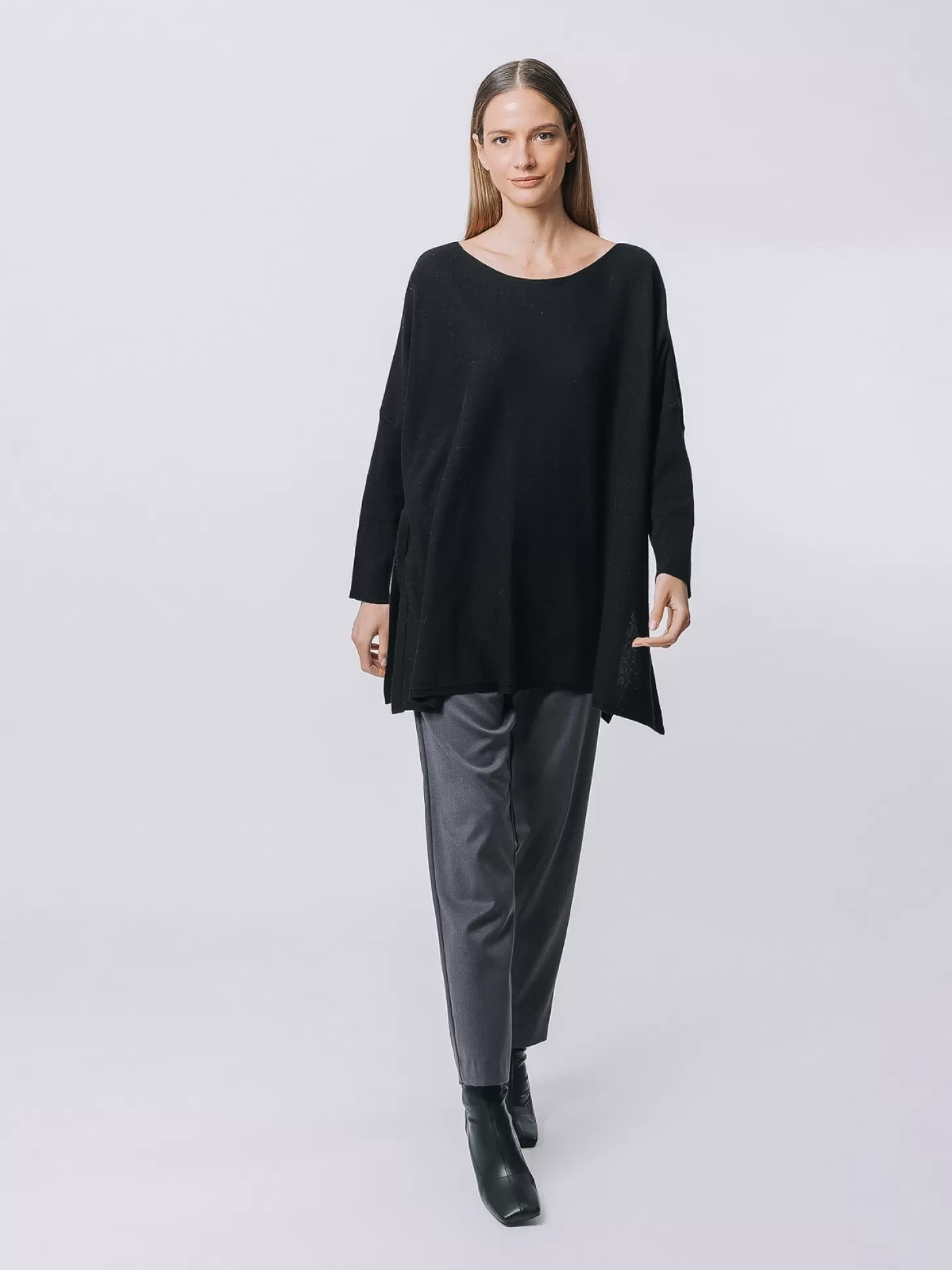 Women Martino Midali Gentle Touch Sweater